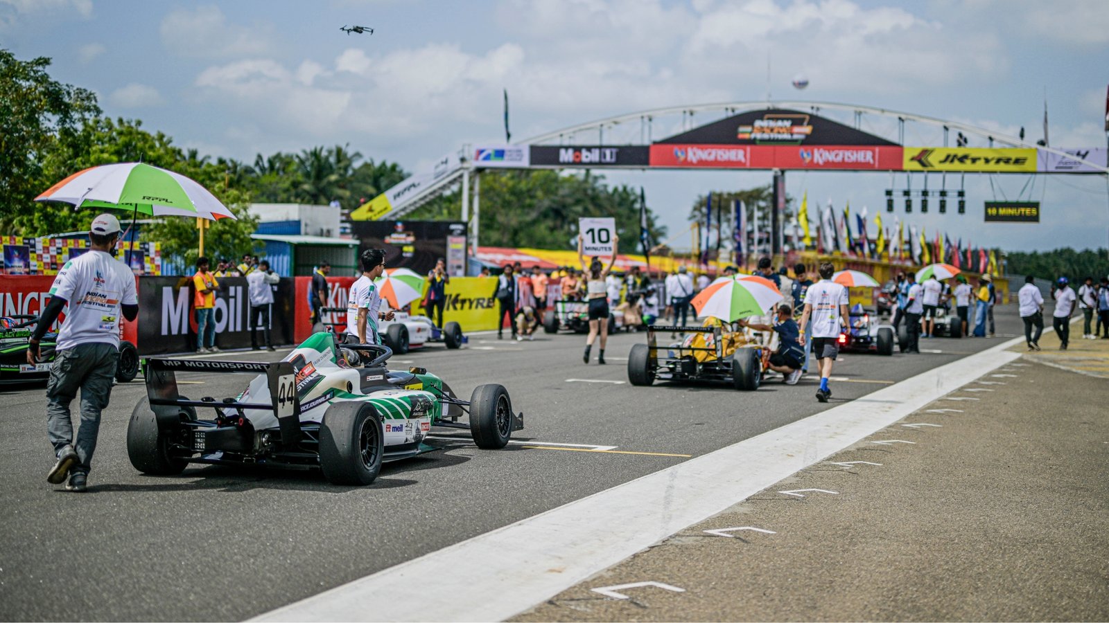 Race Image 3